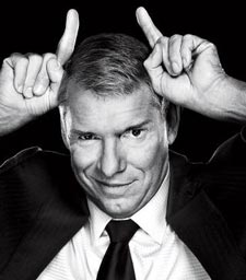 vince_mcmahon_devil_horns_greyscale.jpg