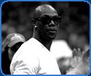 tall football player terrell owens