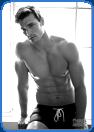 tall actor derek theler