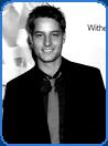 tall celebrity justin hartley